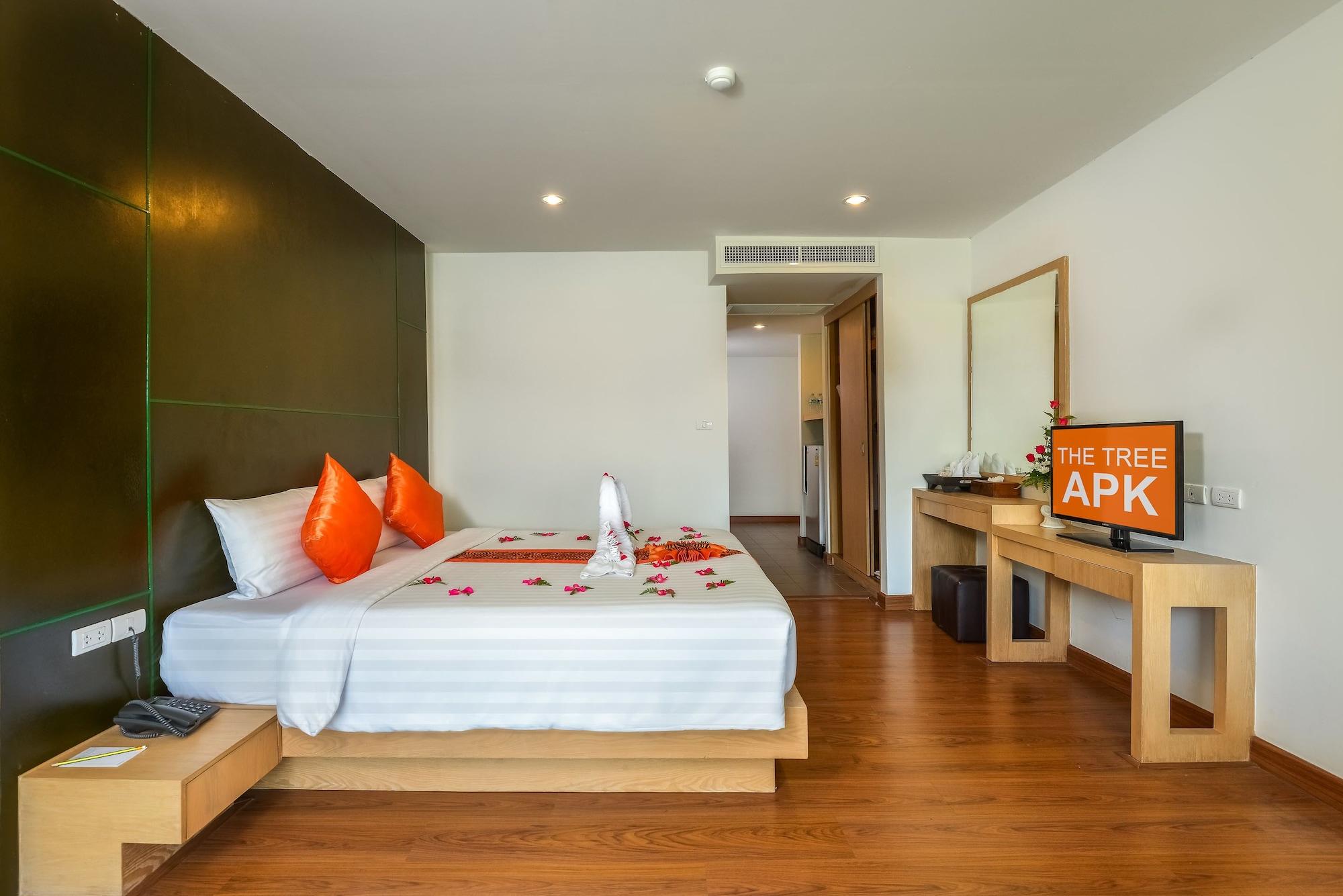 Hotel The Three By Apk Patong