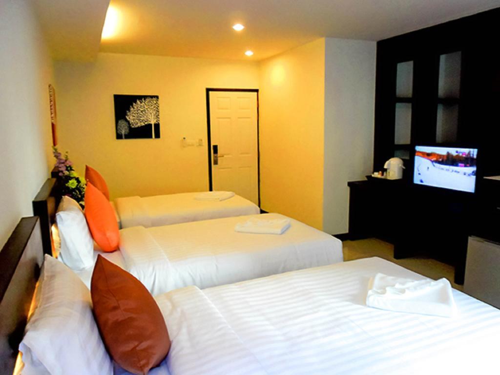 Hotel The Three By Apk Patong