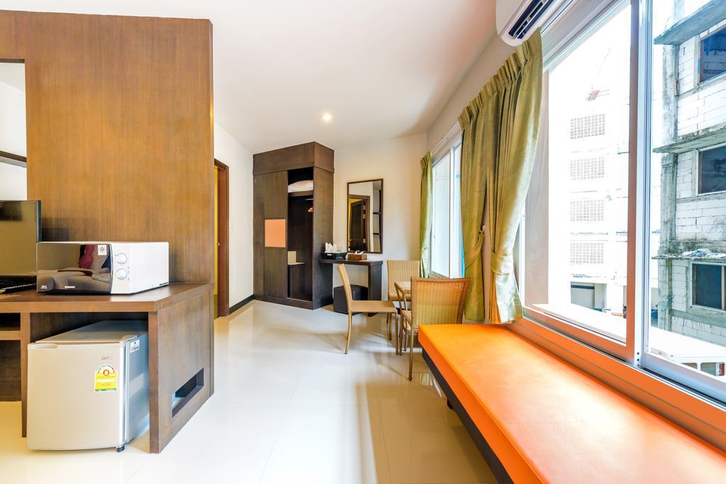 Hotel The Three By Apk Patong